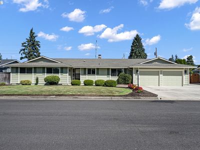 2184 Loch Dr