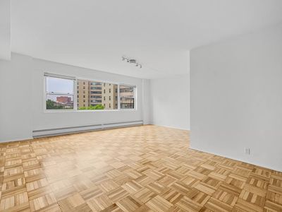 2 Fordham Hill Oval APT 8F