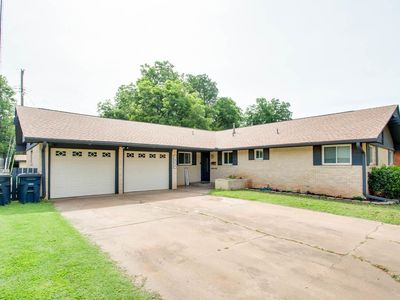 1359 Munger Dr