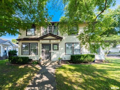 706 Bacon St