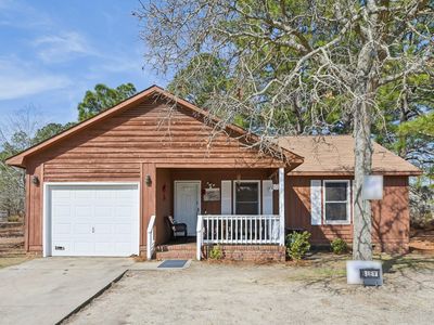 2958 Peacock St