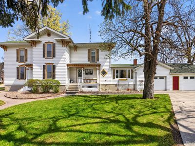 116 E Main St