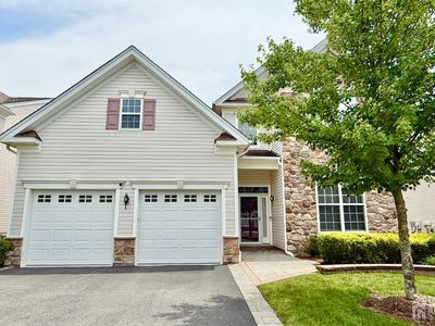38 Inverness Dr S