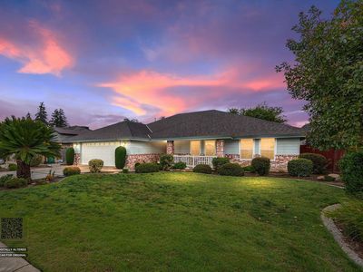 1541 W Brian Lane