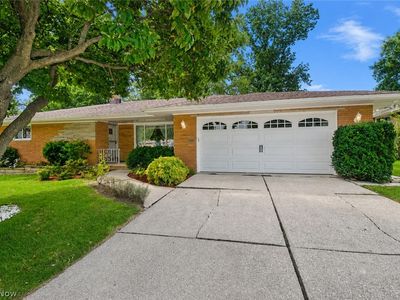 1634 Parkview Dr
