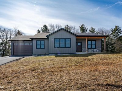 297 Laurel Way