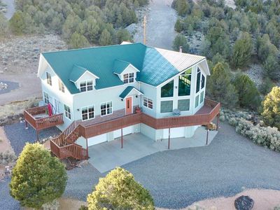 1915 E Bailey Acres Dr