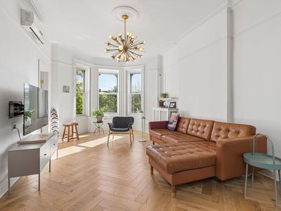 409 3rd St APT 4
