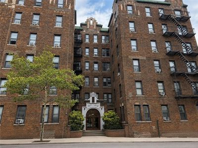 7501 Ridge Blvd APT 1C