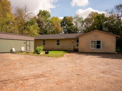 3067 Johnstown Utica Rd