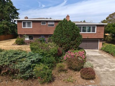 Property at 23031 19th Avenue S, Des Moines, WA