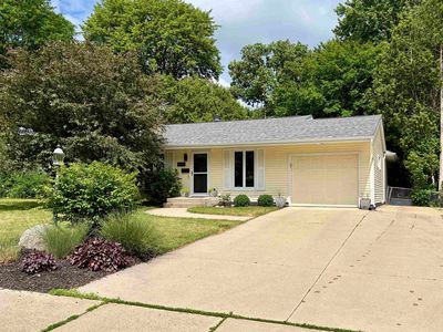 409 Topaz Ln