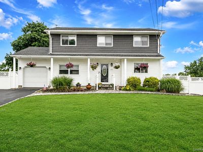 62 Oneida Avenue