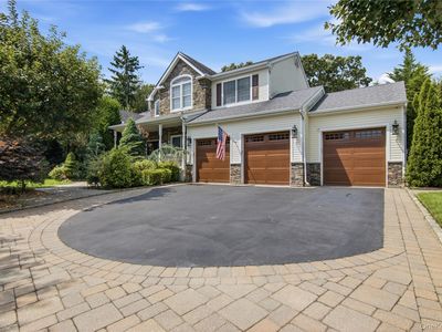 6 Hayloft Court