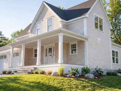23 Grace Ln