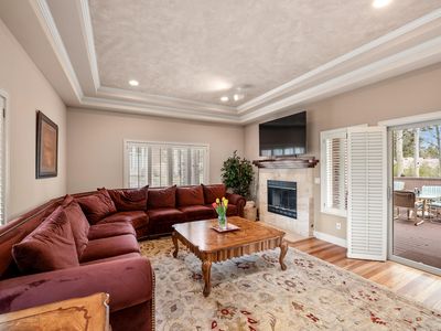 61875 Broken Top Dr APT 1