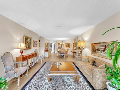 4101 Coral Tree Cir #116