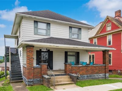 1020 Gaston Ave