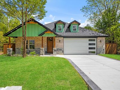 104 Parkside Dr