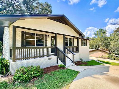 136 Southmoor Cir