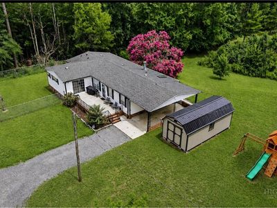 128 Roy Davis Road