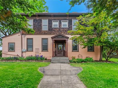 2738 Mount Royal Rd