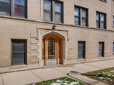 4444 W Gunnison St APT 2
