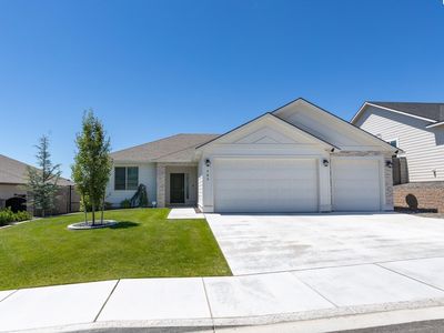 585 Lazio Way