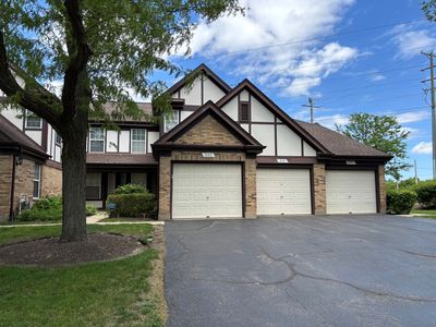 Property at 396 Cobbler Ln #396, Buffalo Grove, IL
