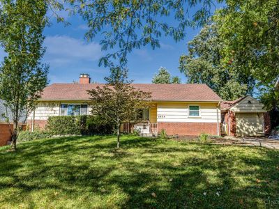 2634 Mount Airy Ave