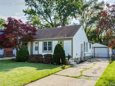 1800 Cummings Ave