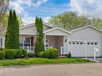 102 Hitching Post Ln