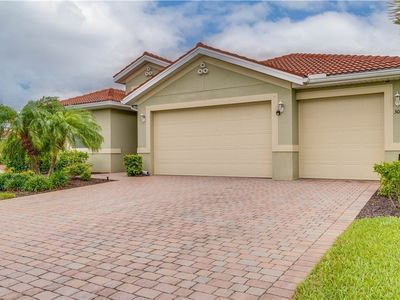 3036 Sunset Pointe Cir