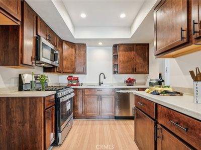 1530 S Pomona Ave UNIT B28