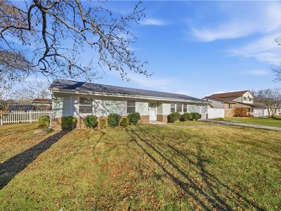 3868 William Penn Blvd