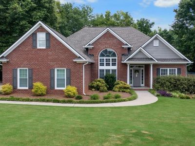 28 Priory Club Dr NW