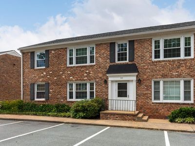 161 Hessian Hills Way APT 2