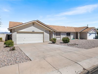 4034 Canyon Hills Dr