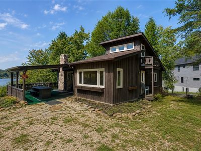 411 Peninsula Dr