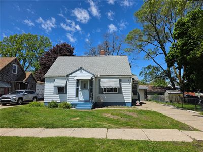 Property at 2352 Fairmount Pkwy, Erie, PA