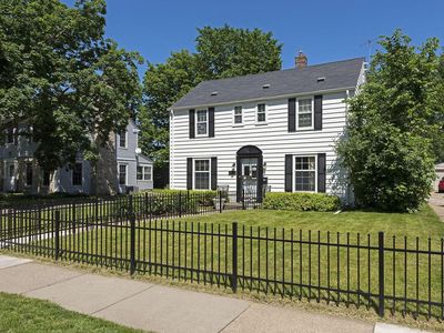 2613 Inglewood Ave S