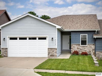 2712 Viking Cir