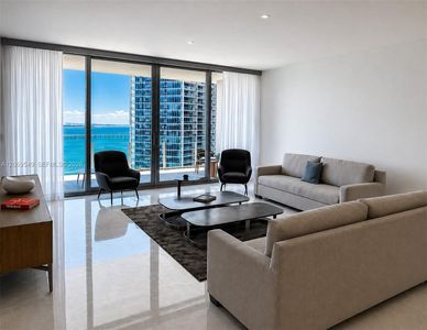 300 Biscayne Boulevard Way #4404