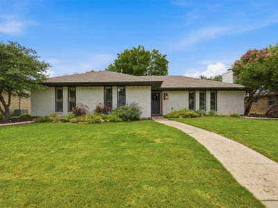 2209 Glen Forest Ln