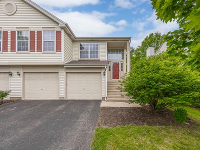 Property at 74 Seton Creek Dr, Oswego, IL