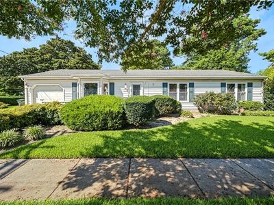 108 E Westmont Ave