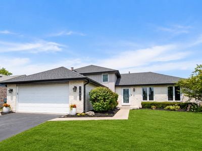11672 Glenview Dr