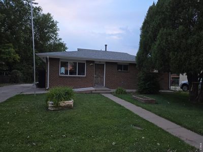 1216 Edmunds St