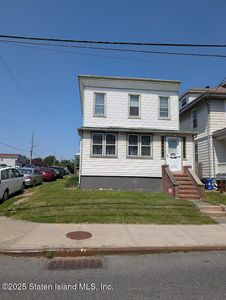 2011 Clove Rd