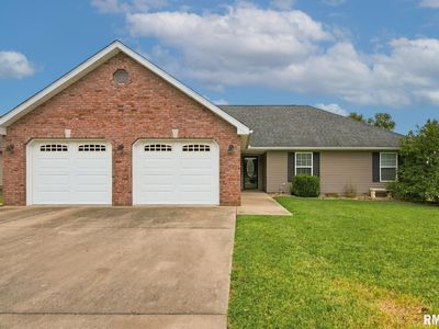 1605 Dew Drop Dr